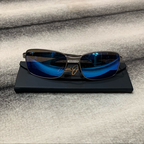 Maui Jim Other - { Maui Jim } Shoal Polarize Sunglass Matte Silver